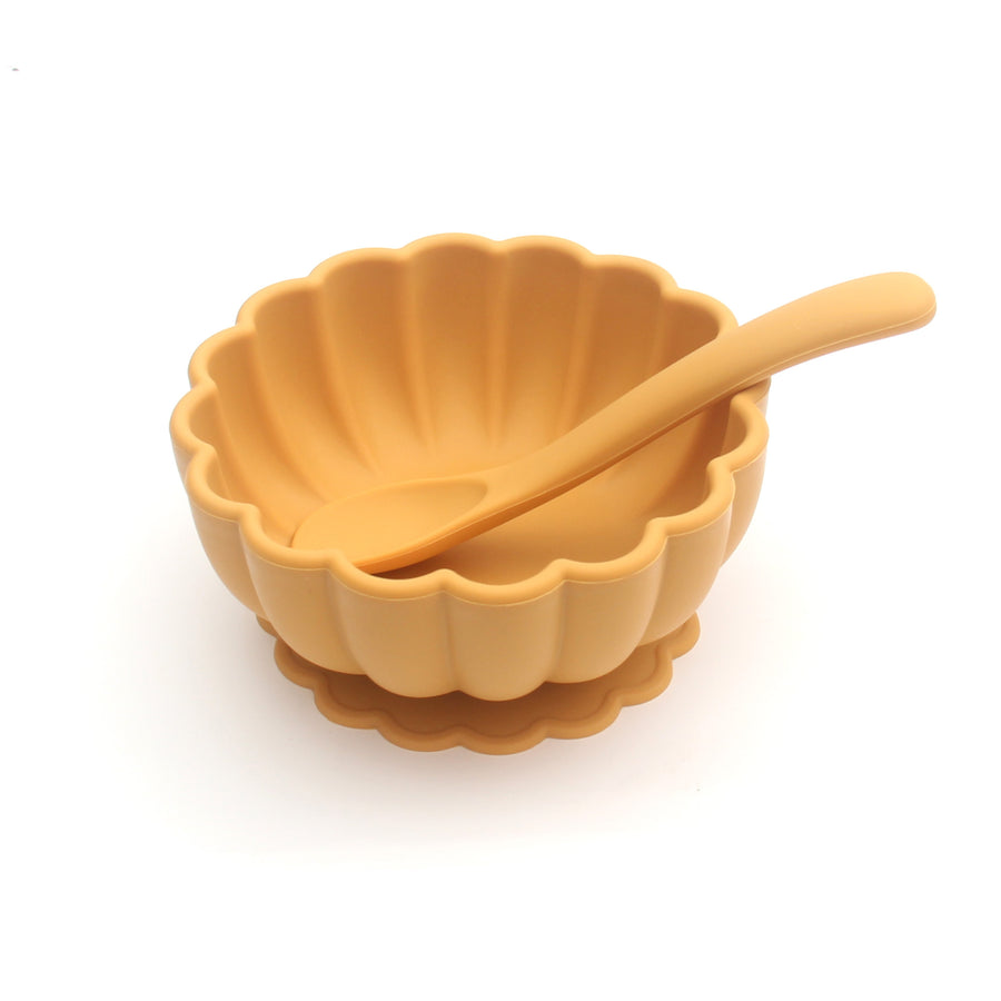 silicone bowl with spoon
